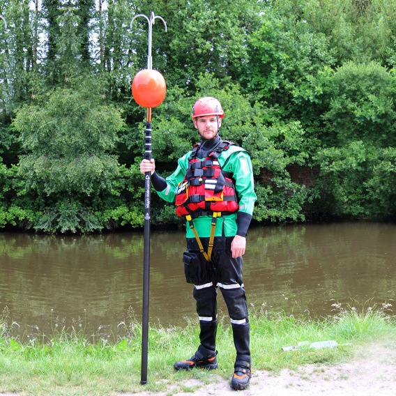 REACH POLE TELESCOPIC 6M