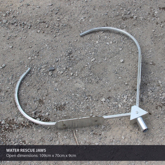 REACH POLE WATER RESCUE JAWS